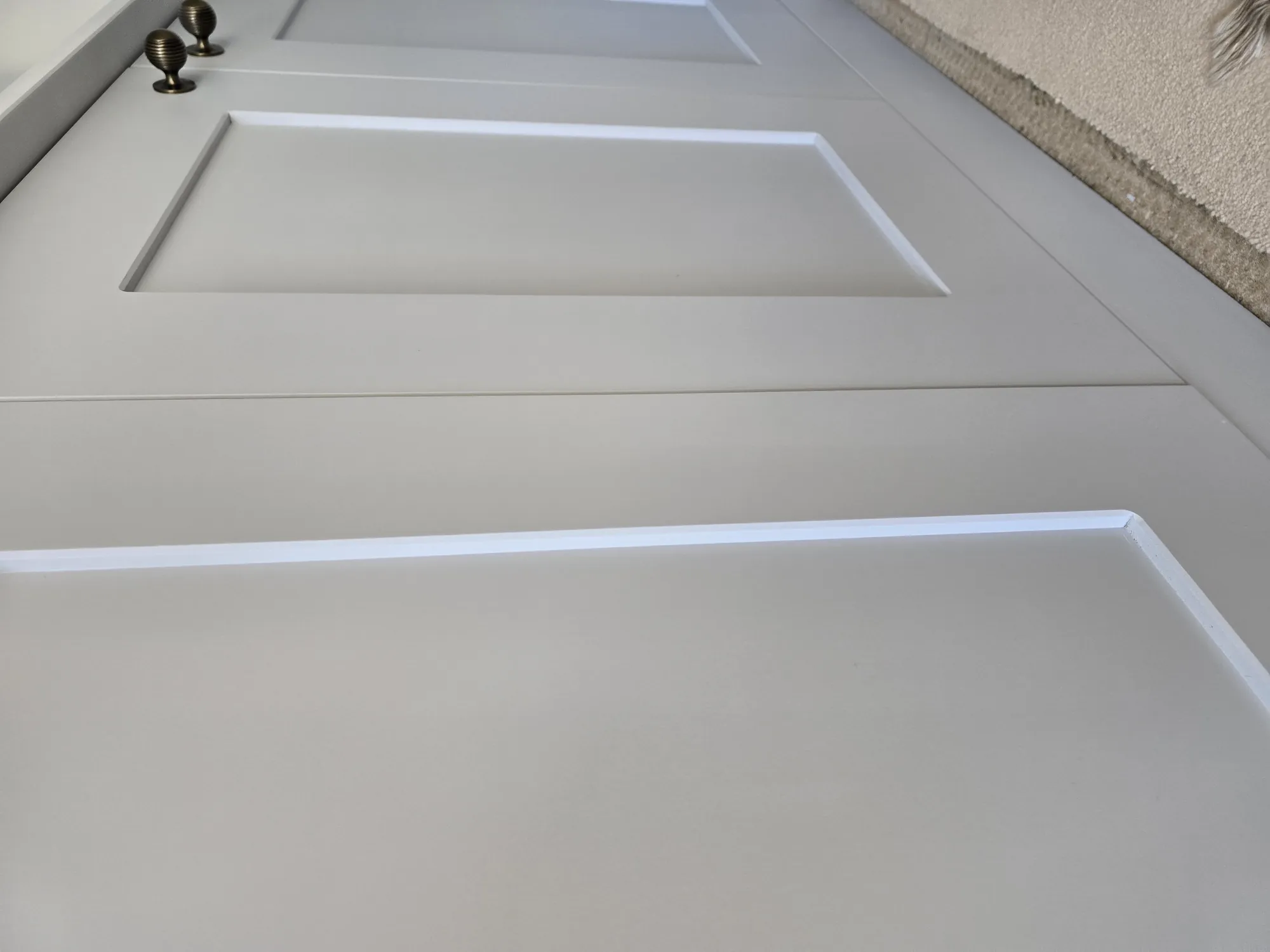 Choosing the Right Sheen for Built-In Furniture: From Dead-Matte to High-Gloss — image 2