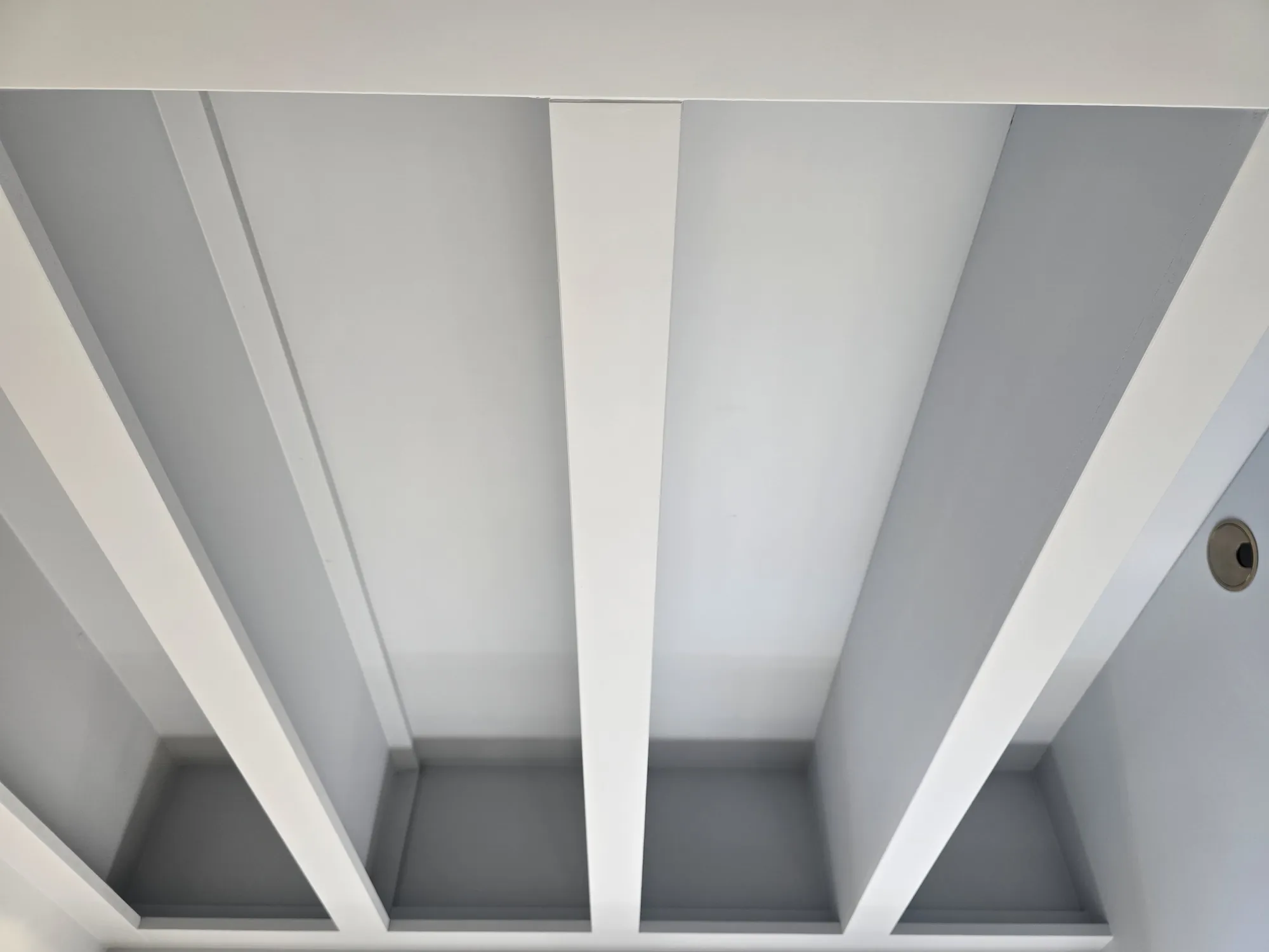 Choosing the Right Sheen for Built-In Furniture: From Dead-Matte to High-Gloss — image 4