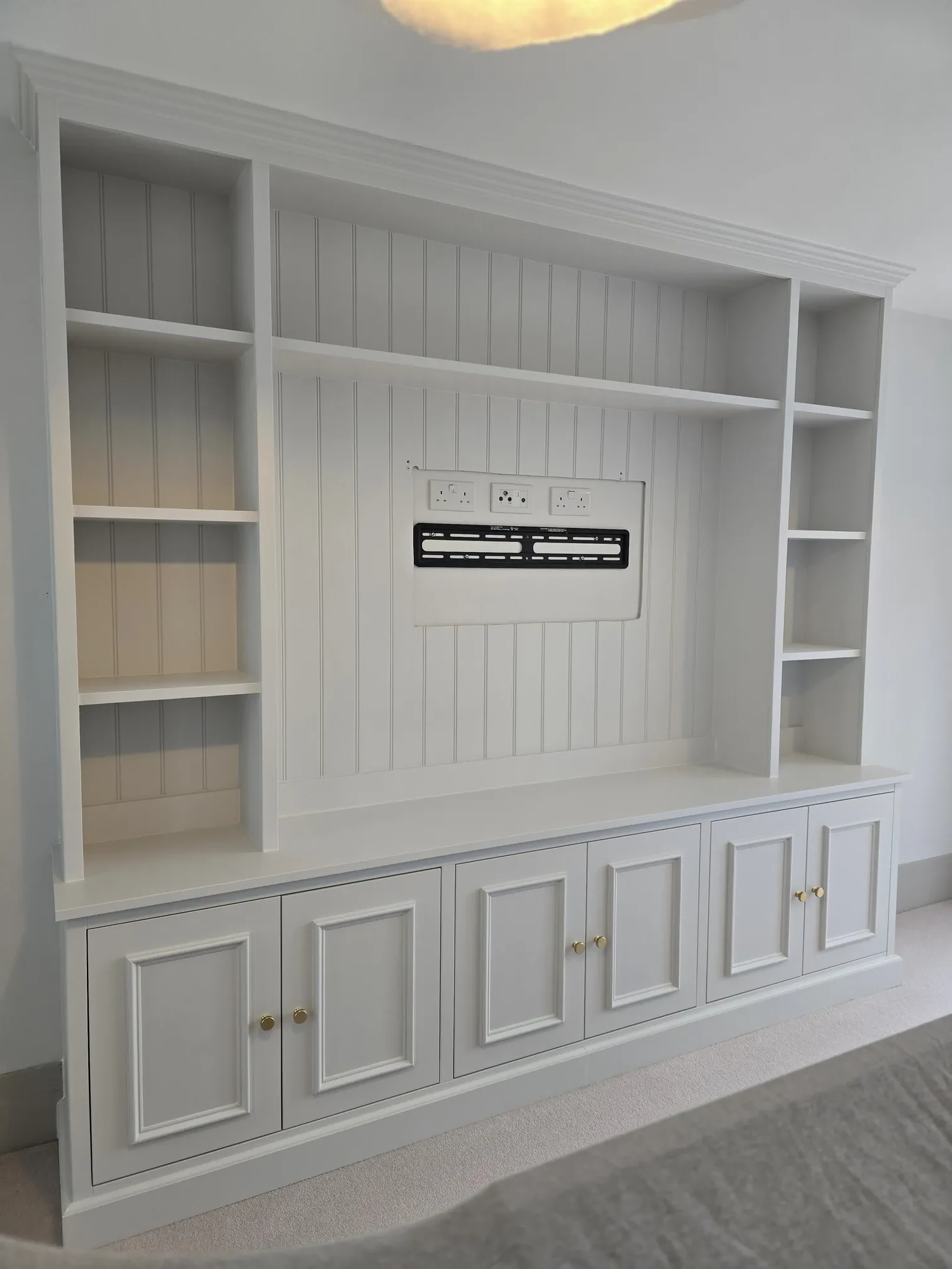 How We Achieve a 'Glass Finish' on Living Room Media Units: Process Breakdown — image 3